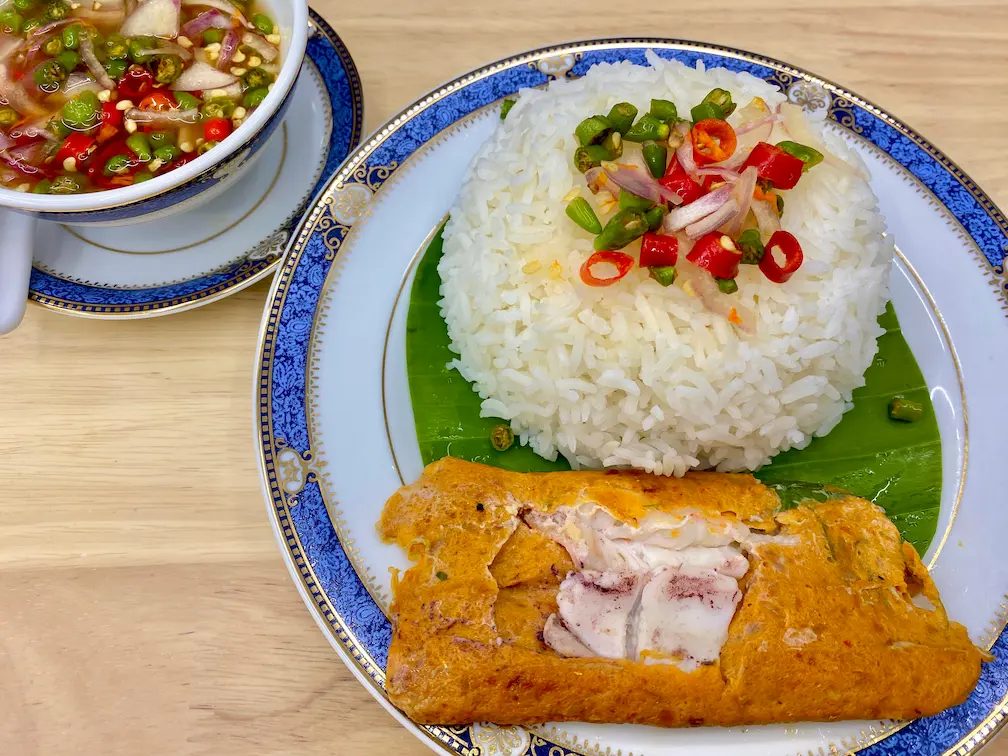 ห่อหมกทะเลกุ้งกับหมึก ห่อหมกทะเลกุ้งกับหมึก